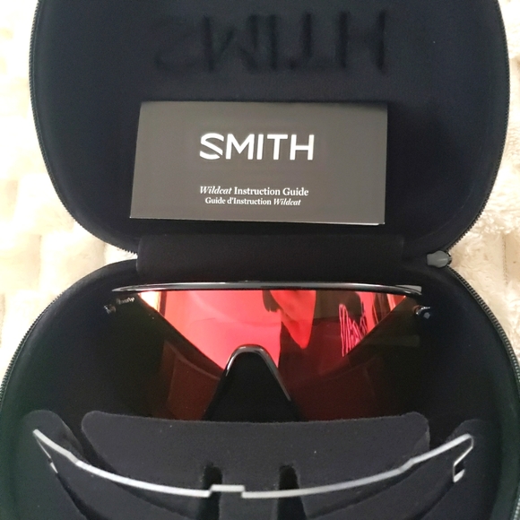 Smith sunglasses  red mirror - Picture 1 of 2